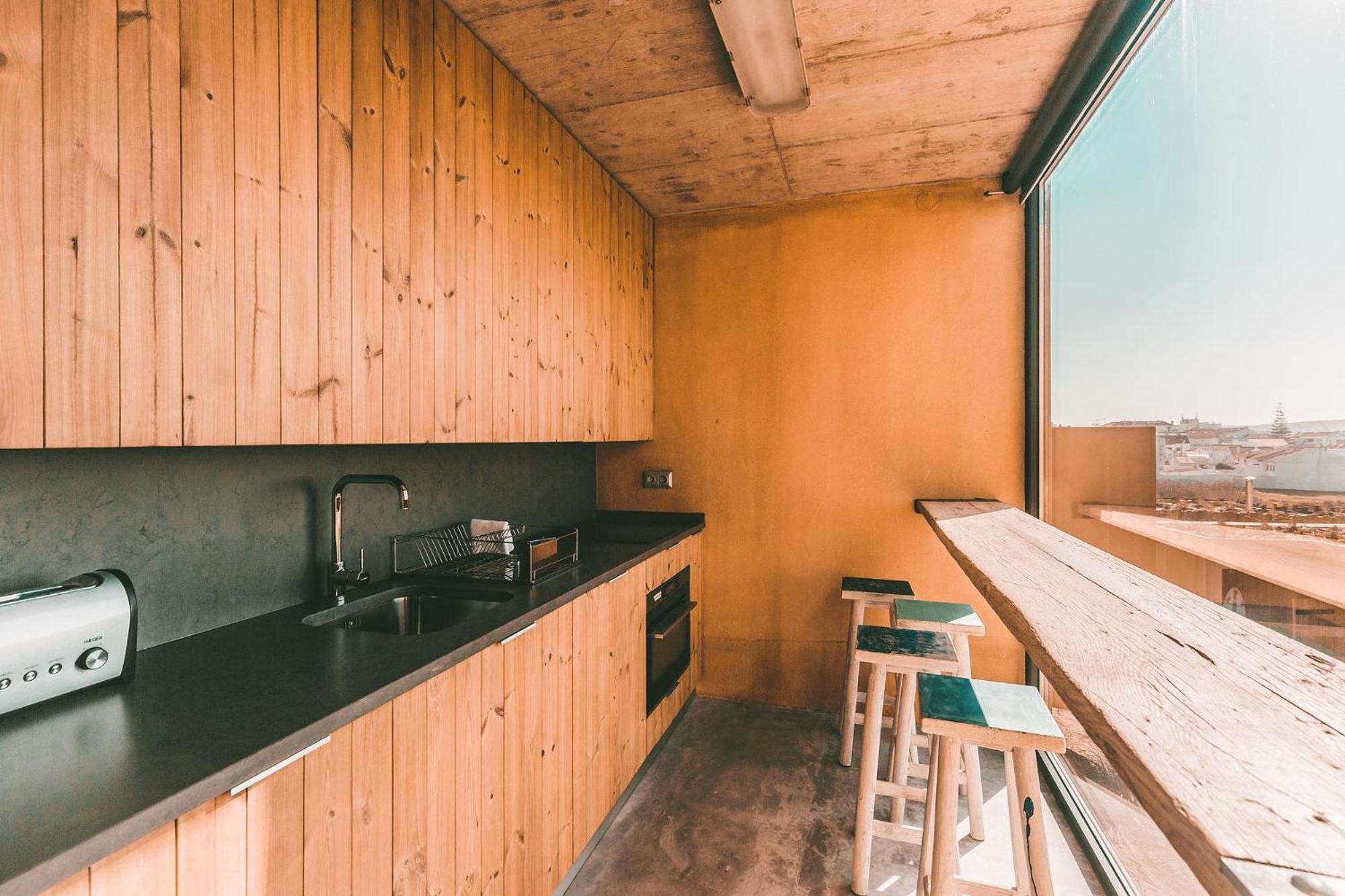Готель Noah Surf House Portugal Санта-Круш Номер фото